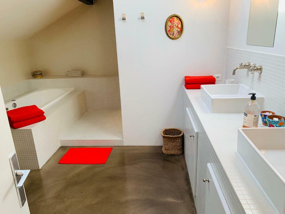 Maison Rouge Cacahuete Bed and Breakfast Nernier Esterno foto