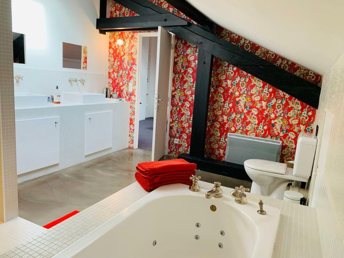 Maison Rouge Cacahuete Bed and Breakfast Nernier Esterno foto
